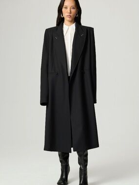 Long Black Trench Coat — Classic Single-Breasted Overcoat